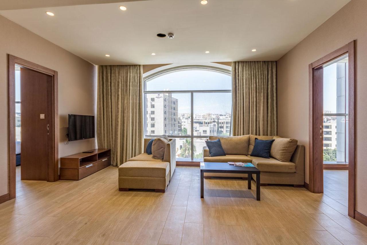 Seventh-Star Hotel Amman Exterior photo